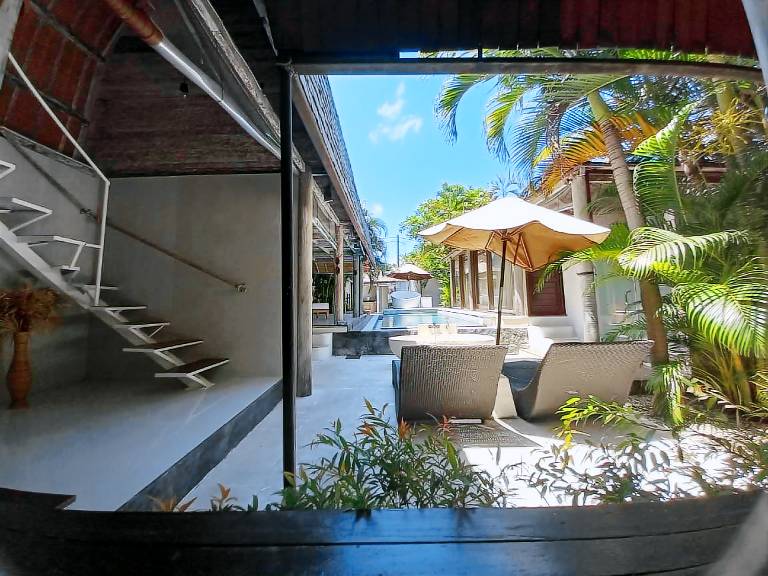 Villa with hot tub & private pool — photo 5