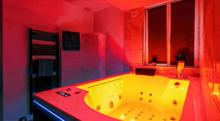 Rental apartment with jacuzzi | Dogs allowed — photo 5