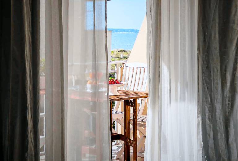 Children-friendly pleasant holiday apartment with patio | Sea view | Dogs allowed in Alezio