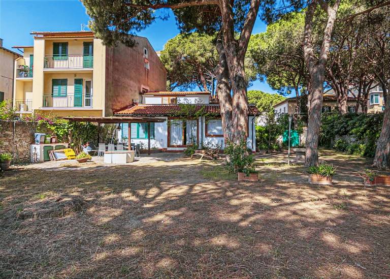 Children-friendly house with terrace & garden | Close to the beach | Pets are welcome — photo 2