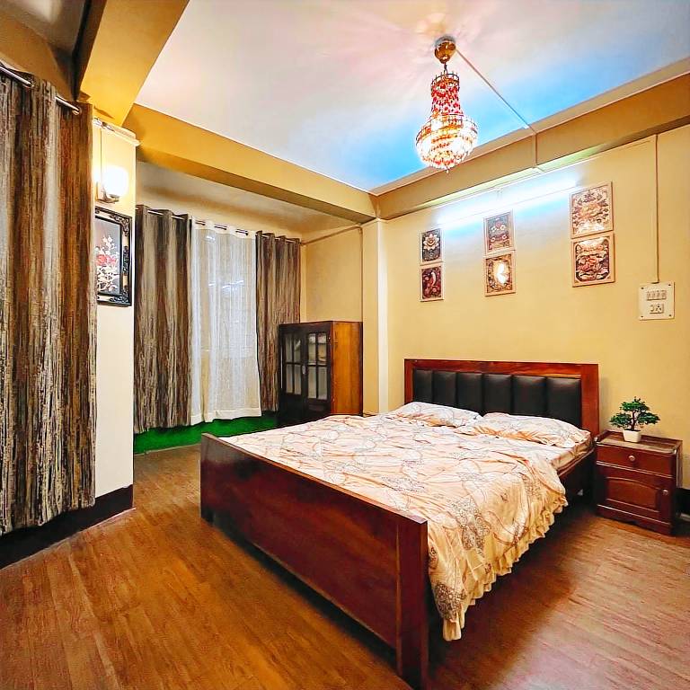House with 1 room for 8 persons in Darjeeling