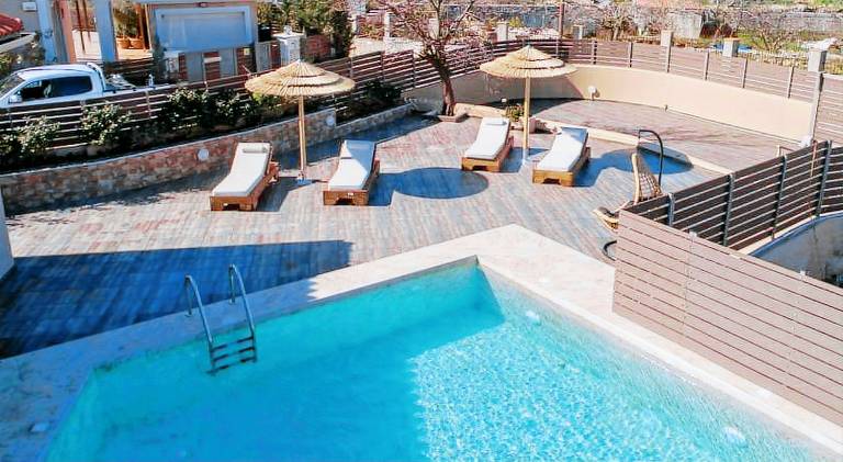 Fully equipped house with grill, patio & private pool | Dogs allowed in Kefalonia