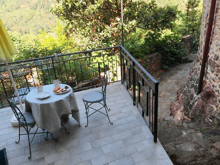 Holiday apartment with terrace — photo 3
