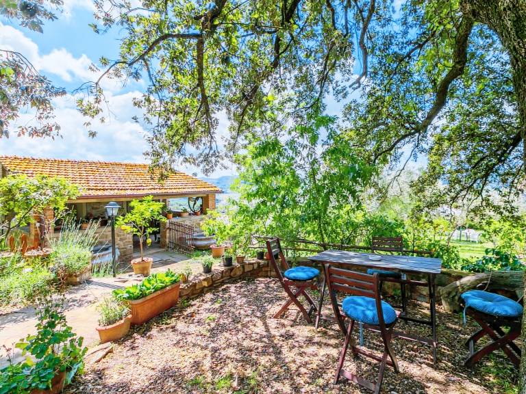 Rental apartment with terrace, grill & pool | Nature view — photo 2