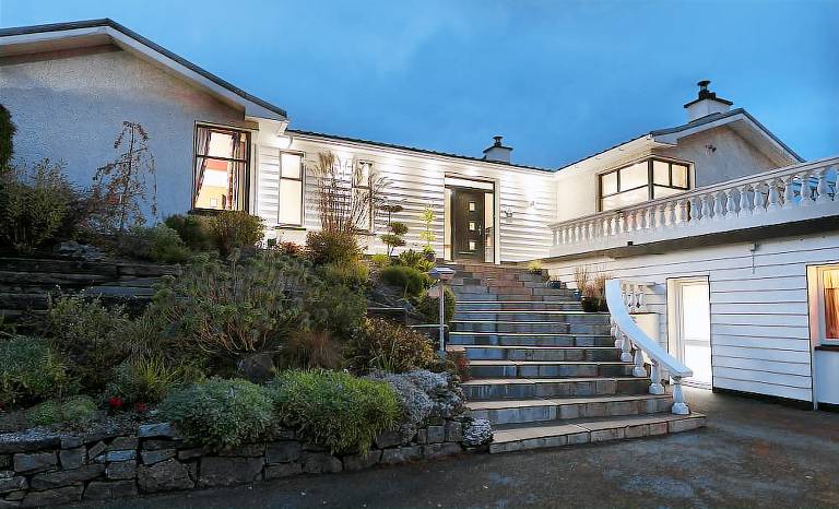 Bed & Breakfast  Galway