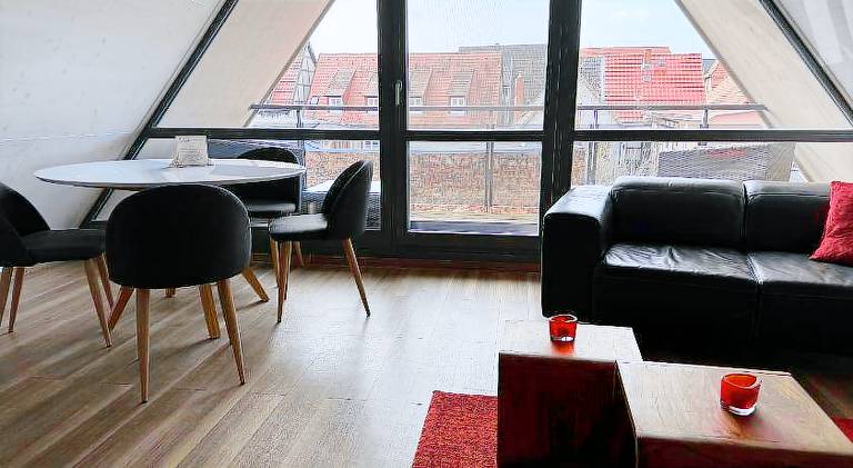 Holiday apartment with terrace, grill & yard — photo 2