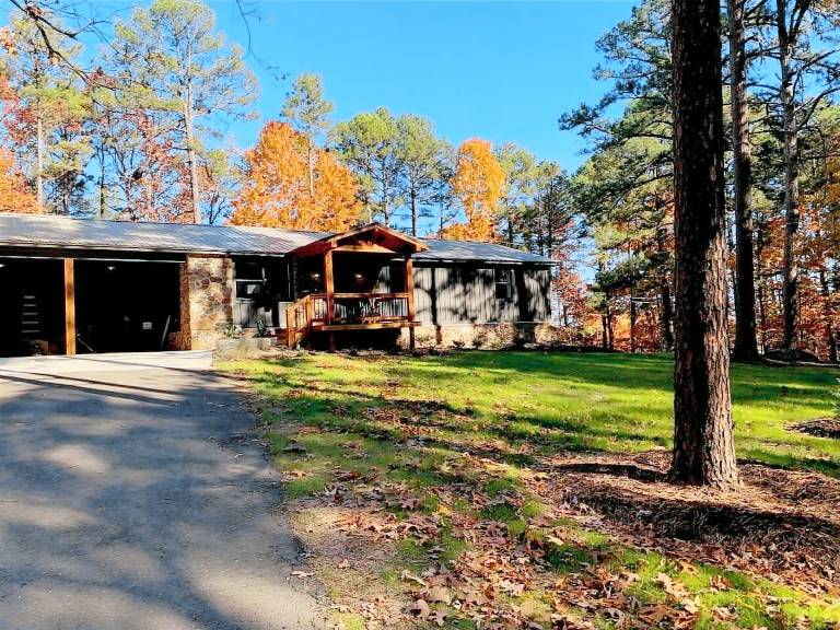 House Dardanelle Township