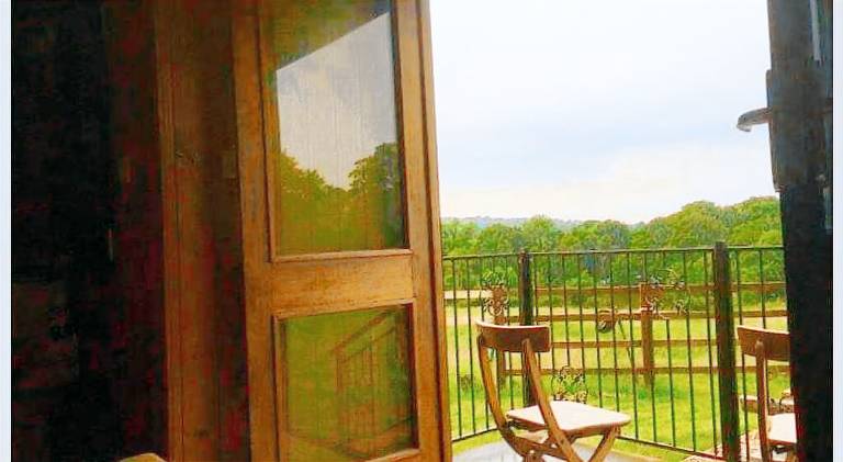 House | Pets allowed — photo 4