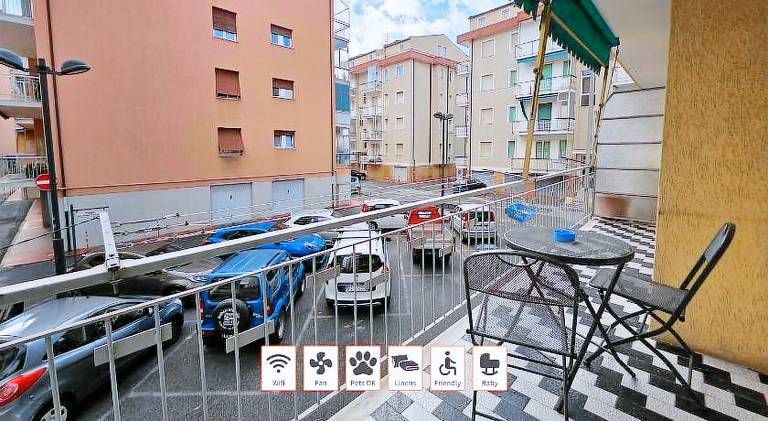 Nice holiday apartment | Next to the beach | Pets allowed in Pietra Ligure