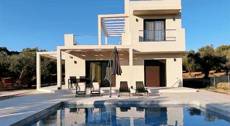 Beautiful villa with pool | Pets are welcome in Zakynthos