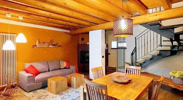 Vacation home with 2 rooms for 6 persons in Pordenone