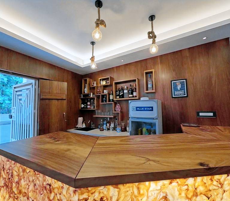 930 m² Villa