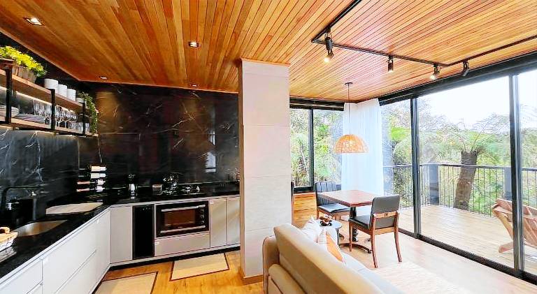 Chalet with yard & jacuzzi | Good for workation | Pets allowed — photo 2