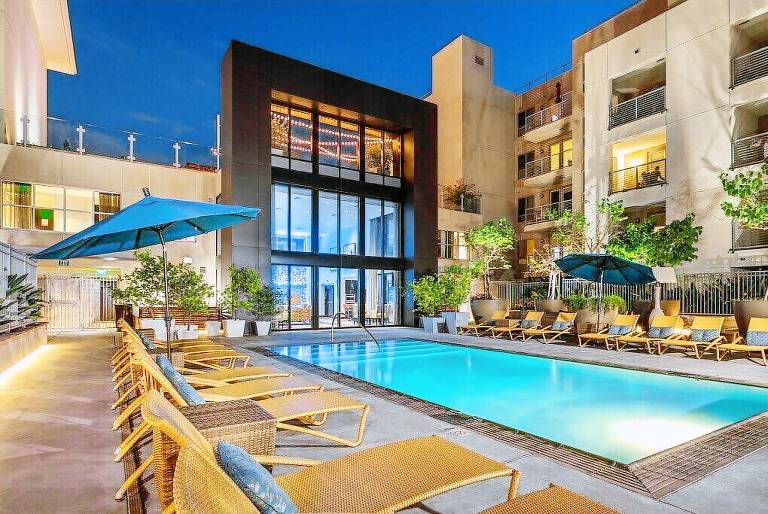 Apartment Beverly Hills