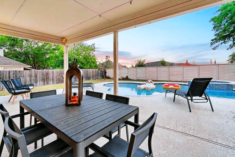 House  Pflugerville