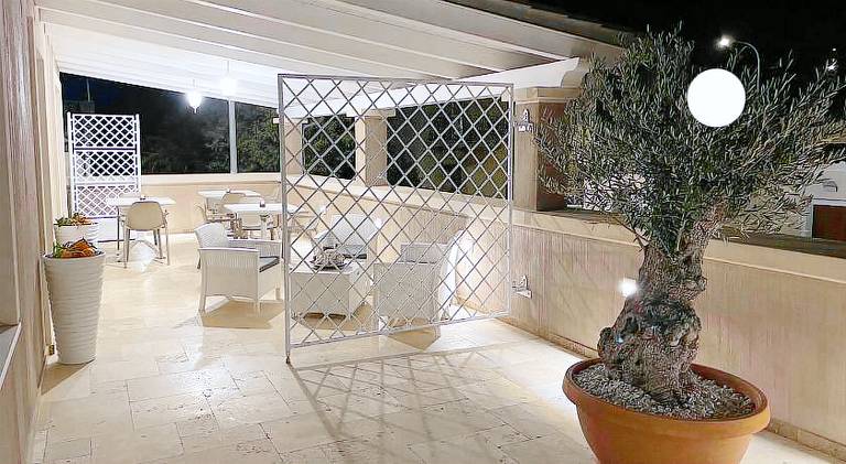 Rental apartment with patio | Perfect for remote work — photo 3