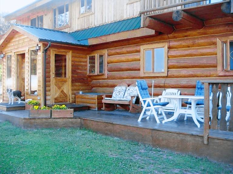 Bed and breakfast  Summerland