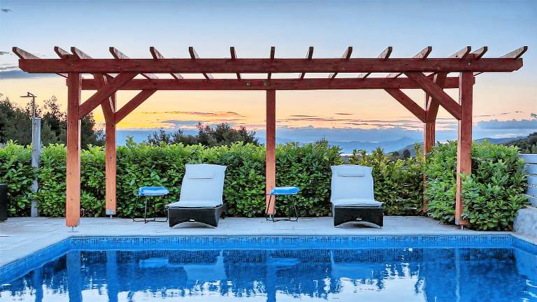 Villa Luxoria - for 10 guests with 4 bedrooms, a private pool and a spa by MyWaycation — photo 5
