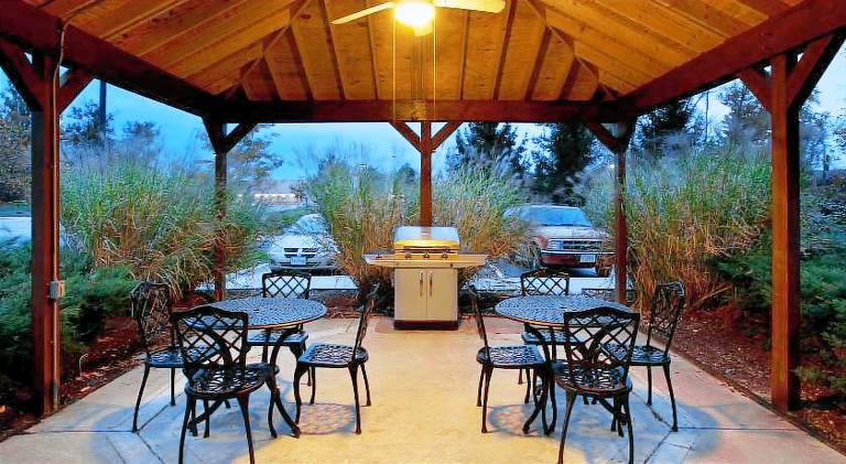 Sonesta Simply Suites Cleveland North Olmsted Airport — photo 3