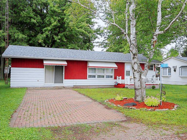Cabin  Grand Bend