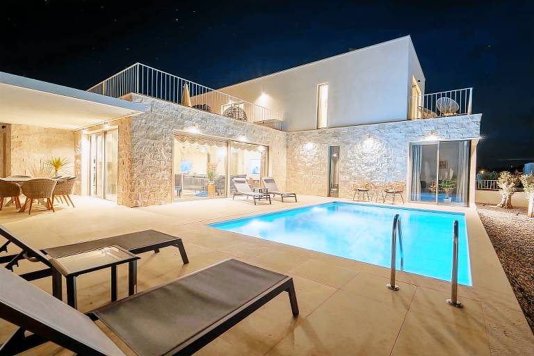 Ferienhaus in Supetar, Splitska, Kroatien f&uuml;r max. 8 Personen