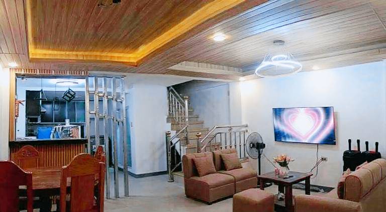 House with 2 rooms for 10 persons in Rome