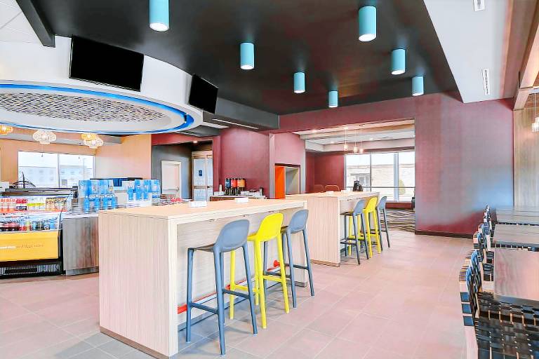 Tru by Hilton Wilmington Wrightsville Beach — photo 3