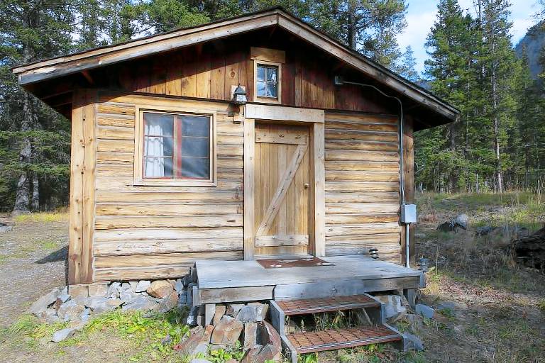 Cabin Cooke City