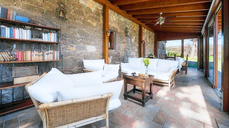 Family-oriented ample villa with garden, barbeque & terrace | Pool view | Pet-friendly — photo 5