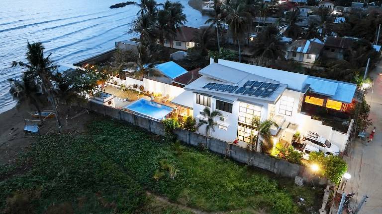House  Naval