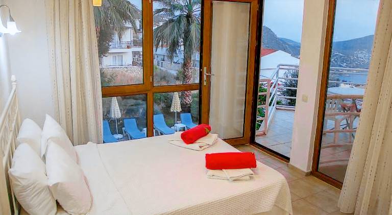 Fully equipped vacation home with garden, barbecue & patio | Pets allowed in Antalya