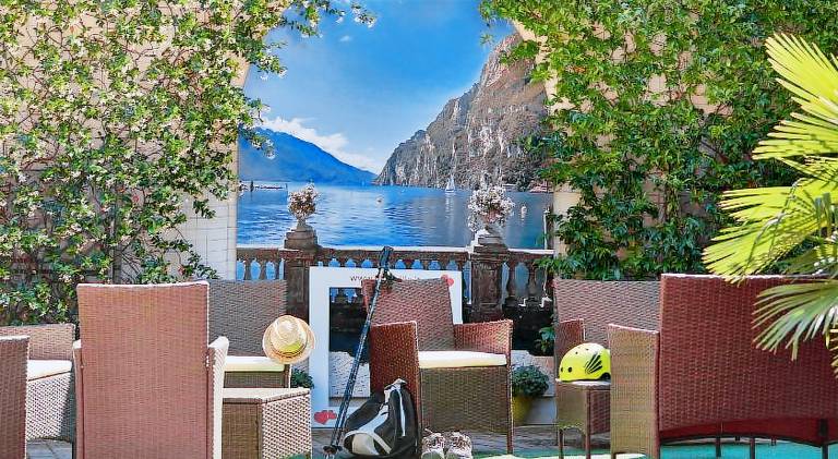 Holiday apartment with terrace — photo 3