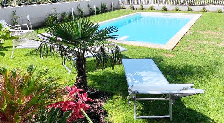 House with garden, barbecue & terrace in Riposto