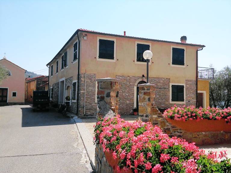 Farmhouse  Casanova Lerrone