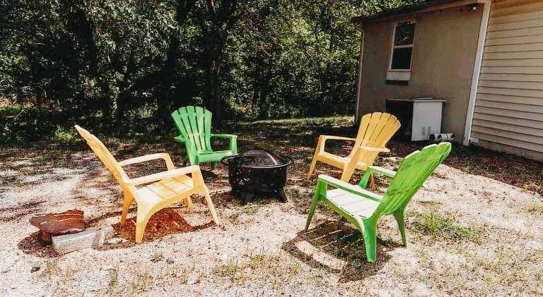 Vacation home | Suitable for remote work | Pets are welcome in Hanover, MD