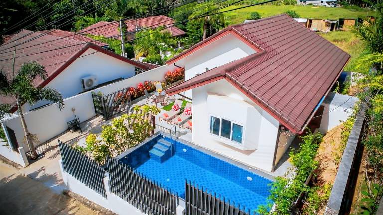 Villa  Karon Beach