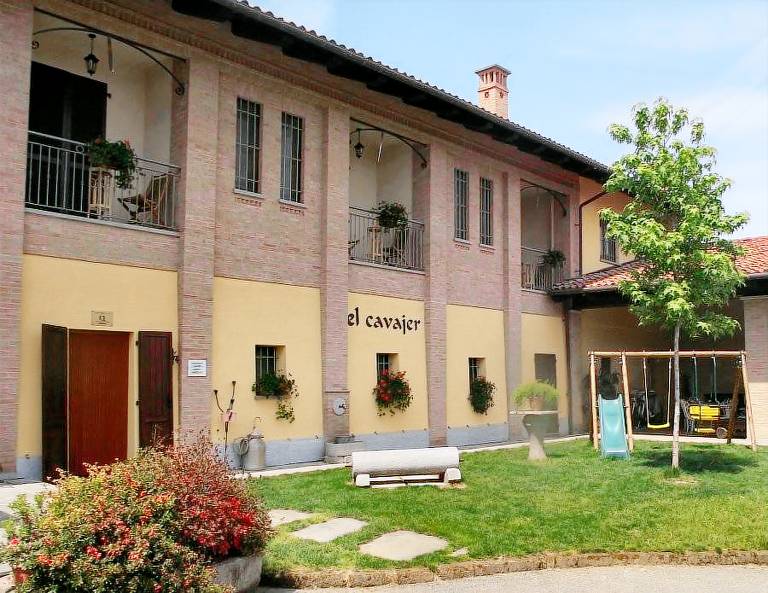Camera privata Paesana