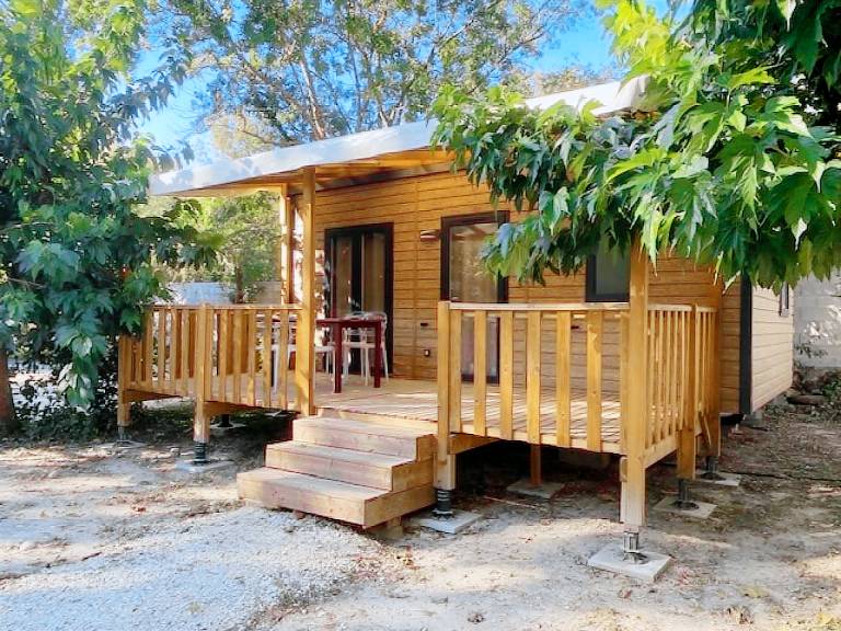 Camping suite with pool & BBQ in Avignon