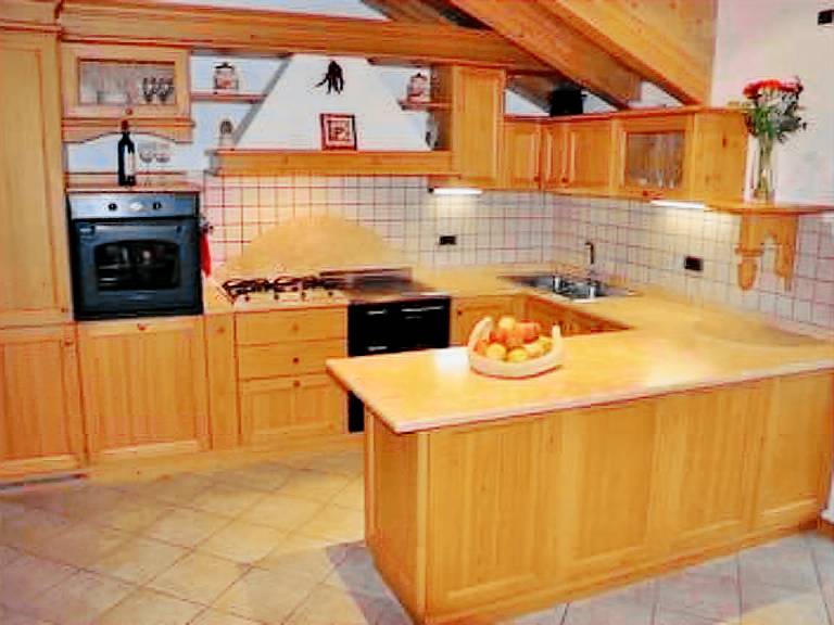Elegantes und geräumiges Dachgeschosszimmer in den Dolomiten — photo 5
