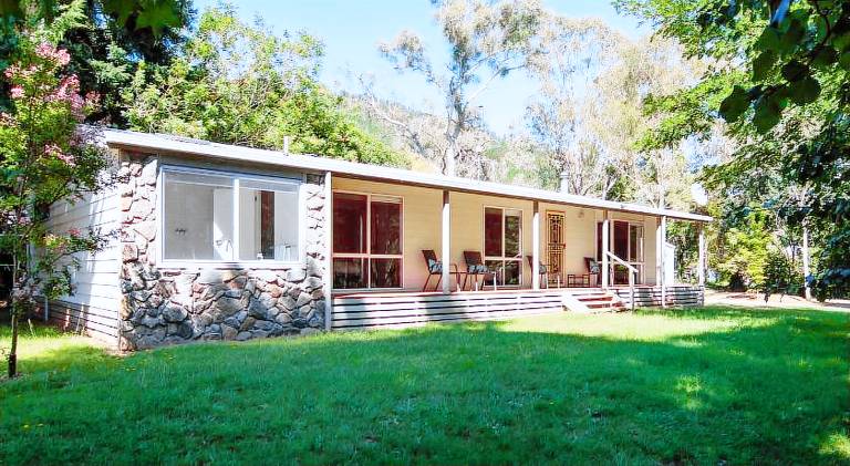 House  Porepunkah