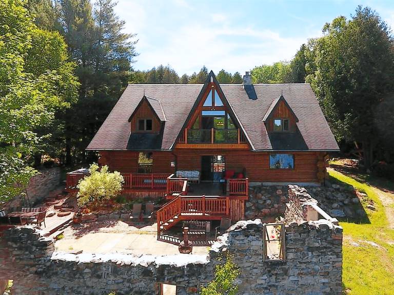 House  Kinmount