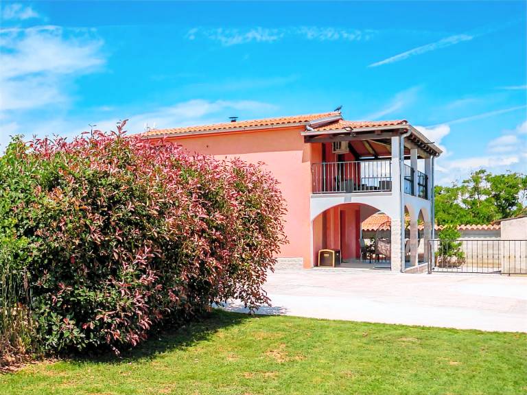 Ferienhaus mit Hund in Pula für max. 6 Personen