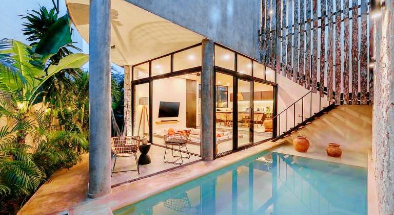 Villa with pool in Tulum