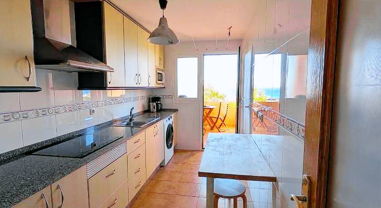 Holiday apartment with terrace — photo 2
