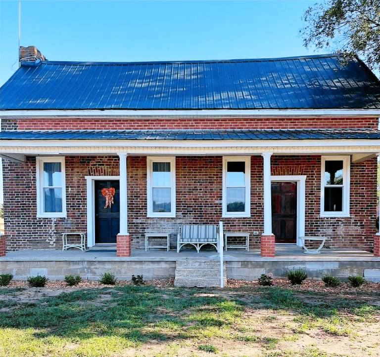 Farmhouse Cornersville