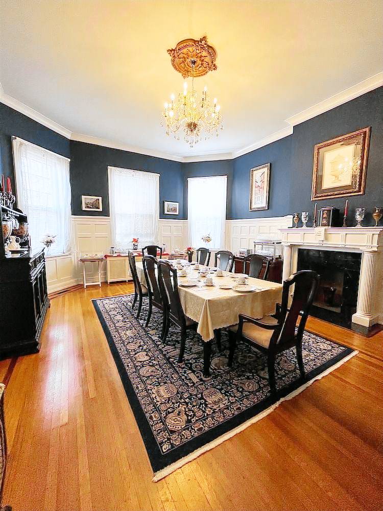 1912 Bed and Breakfast — photo 4