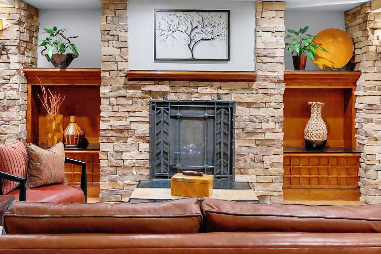 Larkspur Landing Extended Stay Suites Bellevue