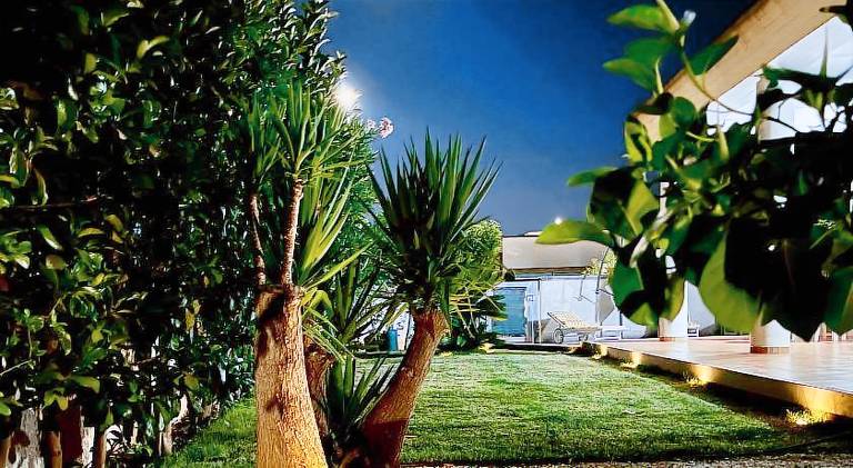 House with 2 rooms for 6 persons in Carovigno