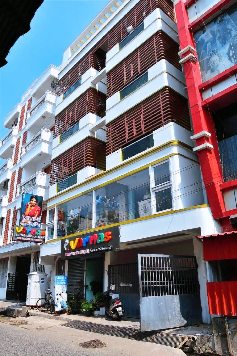 Apartment White Town