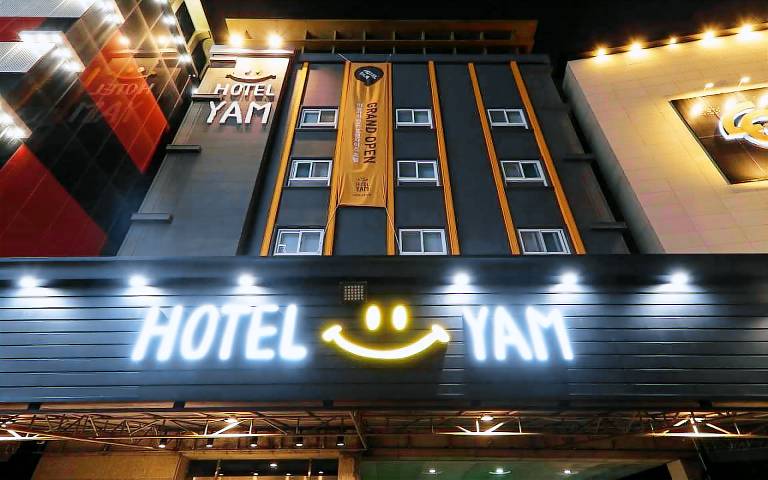 HOTEL YAM